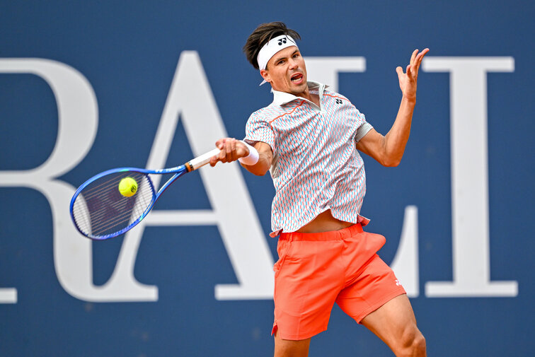 Daniel Altmaier ist im Achtelfinale in Kitzbühel in drei Sätzen ausgeschieden Daniel Altmaier ist im Achtelfinale in Kitzbühel in drei Sätzen ausgeschieden
