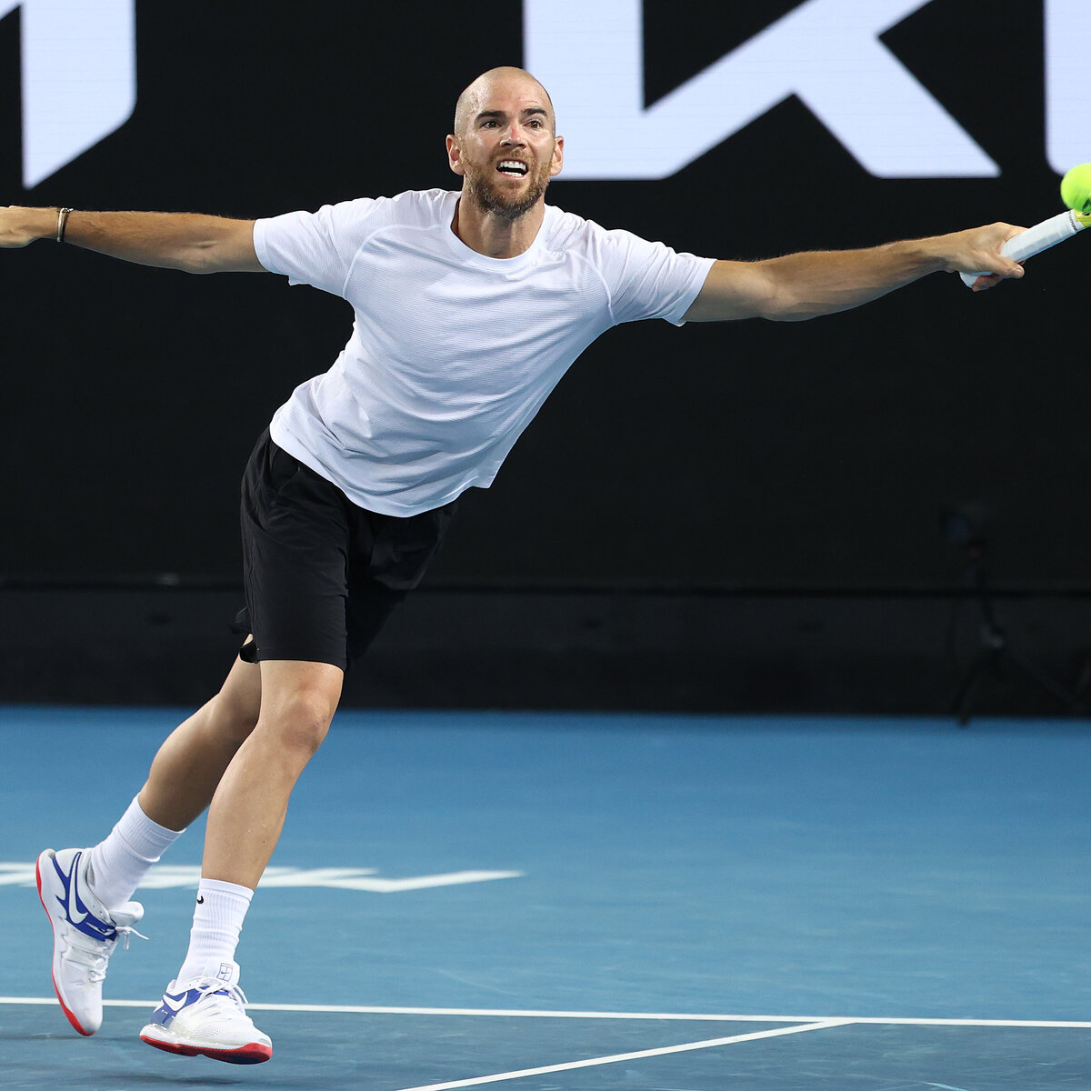 Australian Open Night Shift! Adrian Mannarino fixes round of 16 duel with Rafael Nadal · tennisnet