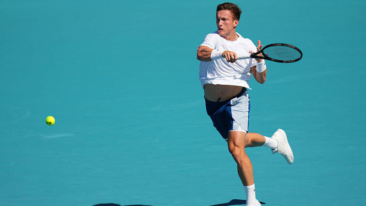 Jiri Lehecka siegte gegen Taylor Fritz in drei Sätzen.