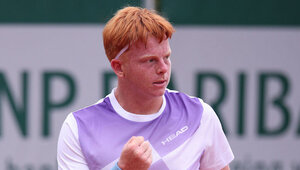 Jamie Mackenzie ist in Roland-Garros 2026 sicher in die dritte Runde eingezogen