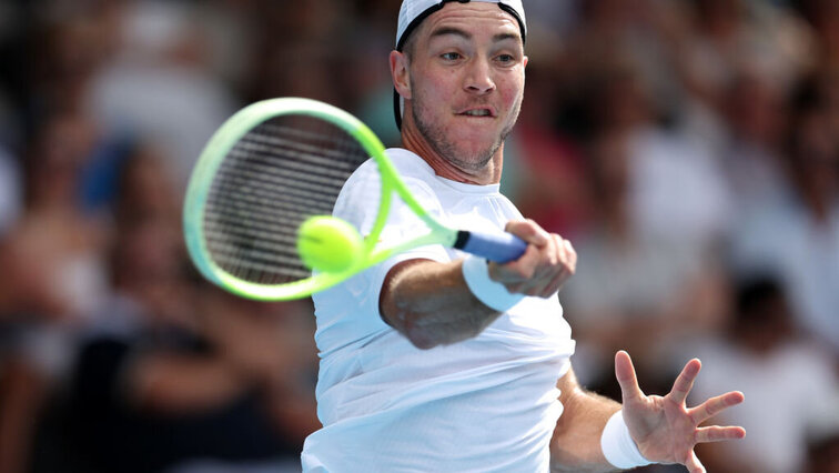 Jan-Lennard Struff greift bereits am Sonnatg beim Masters-Turnier in Monte Carlo ein. Jan-Lennard Struff greift bereits am Sonnatg beim Masters-Turnier in Monte Carlo ein.