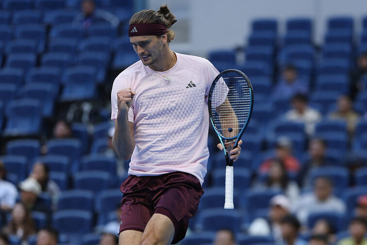 Alexander Zverev nahm seine Auftakthürde in Peking