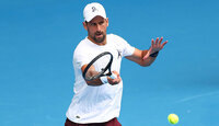 Novak Djokovic hat in Melbourne ein Halbfinale zu verteidigen