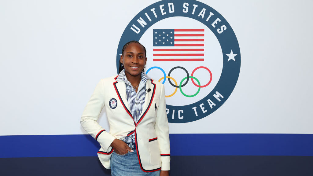 Great honor - | Coco Gauff carries the US flag at the Olympic opening