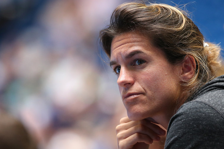Amelie Mauresmo faces the situation around COVID-19 with little optimism