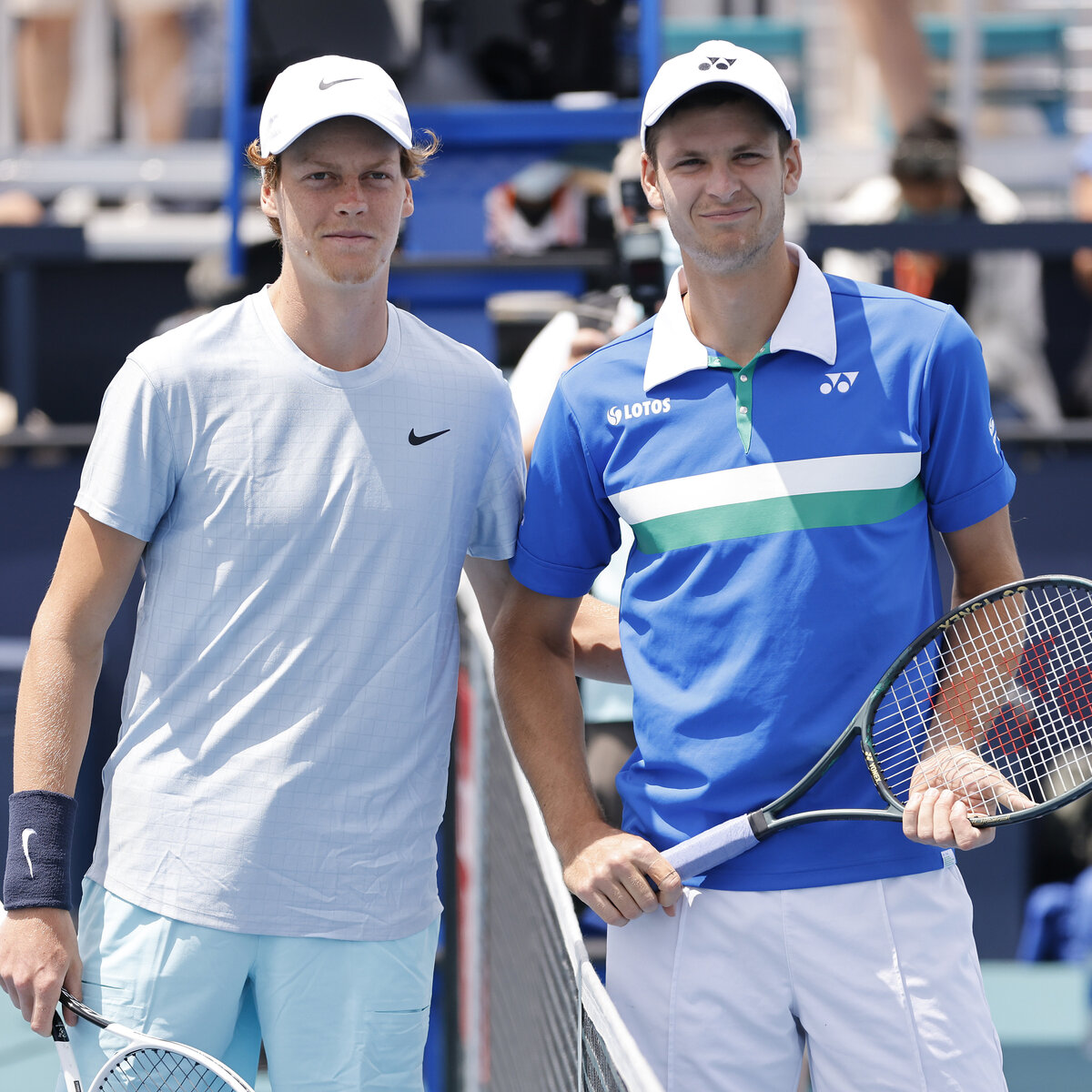 ATP Finals 2021 JETZT LIVE Jannik Sinner gegen Hubert Hurkacz · tennisnet