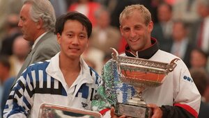 Thomas Muster siegte 1995 in Paris im Endspiel gegen Michael Chang.
