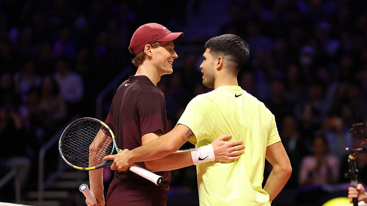 Jannik Sinner und Carlos Alcaraz könnten in Doha im Endspiel aufeinander treffen.