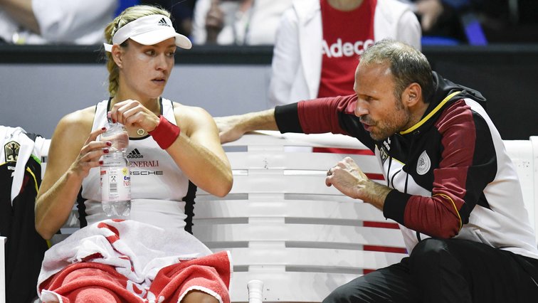 Angelique Kerber mit Fed-Cup-Chef Jens Gerlach