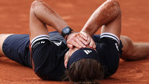 Alexander Zverev hat nicht nur sich selbst an die Grenzen der Belastbarkeit gebracht