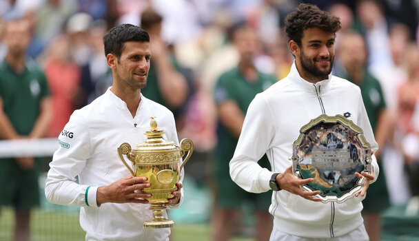 Novak Djokovic und Matteo Berrettini haben in Wimbledon im Vorjahr das Endspiel erreicht 