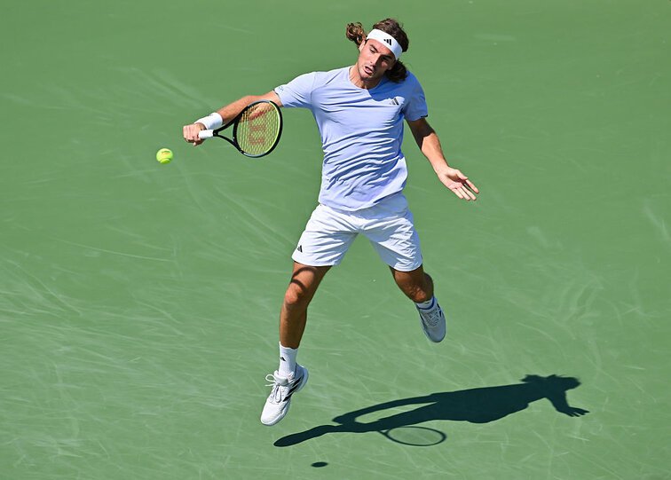 Stefanos Tsitsipas gewann in zwei Sätzen