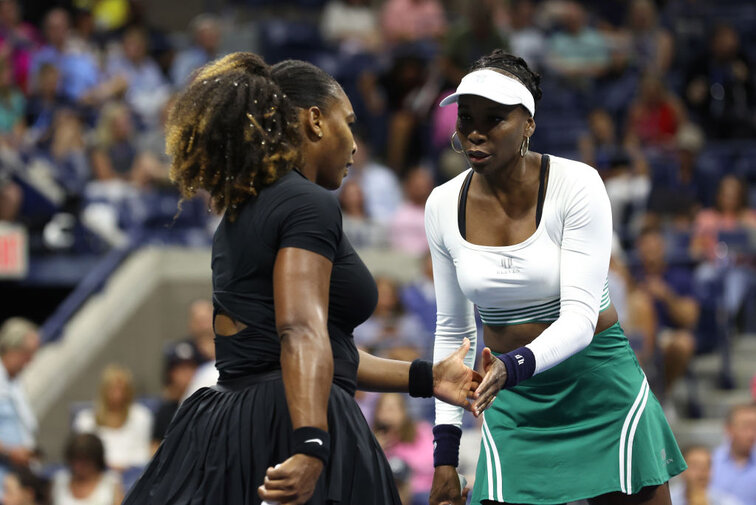 Serena und Venus Williams werden im Doppel starten Serena und Venus Williams werden im Doppel starten