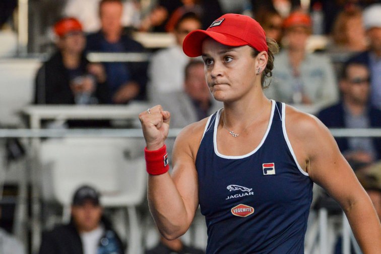 Ashleigh Barty and Aryna Sabalenka want to move into the finals at the WTA event in Adelaide