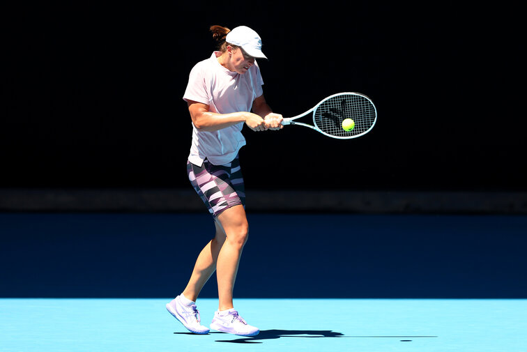 Iga Swiatek met Jule Niemeier in round one of the Australian Open