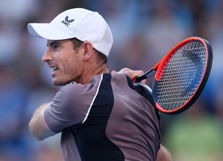 Andy Murray zieht nach einem Erfolg über Denis Shapovalov ins Achtelfinale von Doha ein