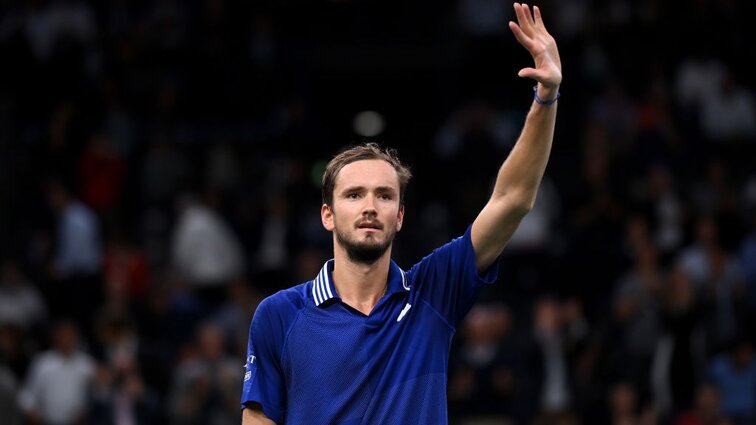 Daniil Medvedev war im Halbfinale von Paris-Bercy zu stark für Alexander Zverev