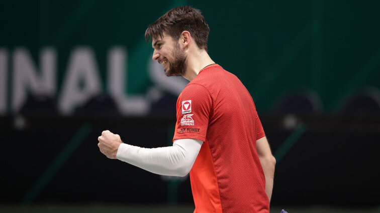 Jurij Rodionov zieht ohne Satzverlust ins Halbfinale des Challenger-Turniers in Koblenz ein. Jurij Rodionov zieht ohne Satzverlust ins Halbfinale des Challenger-Turniers in Koblenz ein.