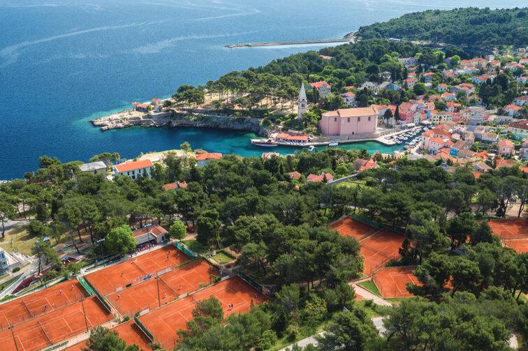 This is where the European Senior Championships take place - in Ivan Ljubicic's academy