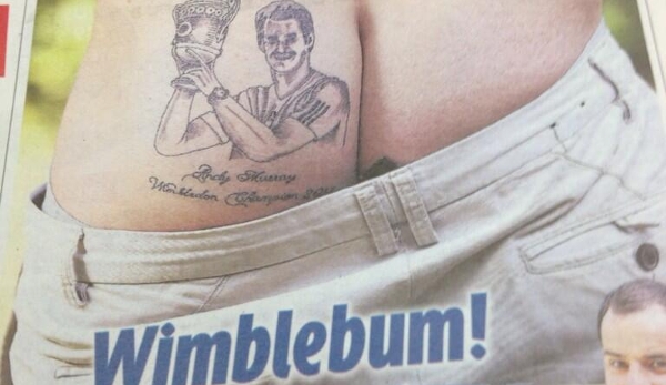 Tattoo von Murray auf dem Hintern ·