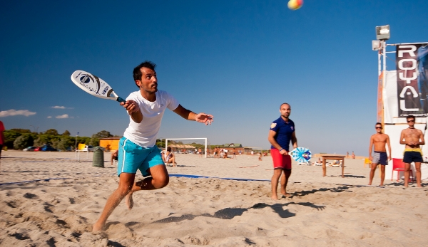 Beach-Tennis Strand Beach Tennis Pro Mit Ball 06726 Spiele Von Strand 