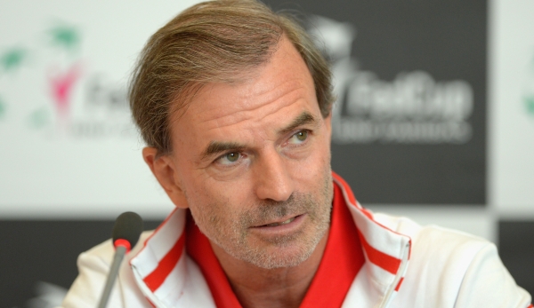 LEIPZIG, GERMANY - FEBRUARY 03: Head coach Heinz Guenthardt of team Switzerland attends a press conference prior to the Fed Cup match against Germany at Messe Leipzig on February 3, 2016 in Leipzig, Germany. (Photo by Thomas Eisenhuth/Bongarts/Gett...