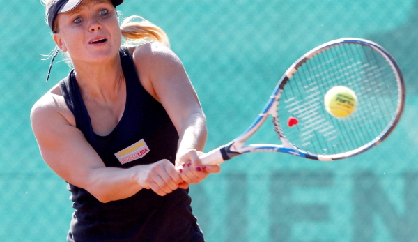GEPA-15091243043 - KLOSTERNEUBURG,AUSTRIA,15.SEP.12 - TENNIS - Bundesliga Damen, Finale, 1. Klosterneuburger TV 1 vs Kornspitz Team Oberoesterreich 1. Bild zeigt Anne Schaefer (Kornspitz). Foto: GEPA pictures/ Mario Kneisl