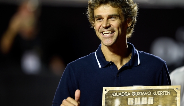 RIO DE JANEIRO, BRAZIL - FEBRUARY 16: Brazilian former player Gustavo Kuerten is presented a plaque commemorating center court being named in his honor during a ATP Rio Open 2016 at Jockey Club Rio de Janeiro on February 16, 2016 in Rio de Janeiro, ...