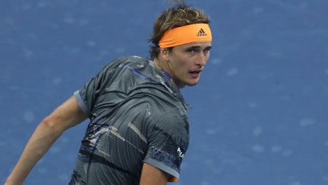 Alexander Zverev crashes in Beijing