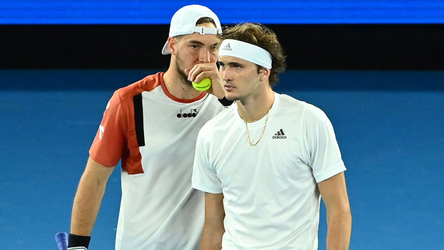 Jan-Lennard Struff and Alexander Zverev in Melbourne on Friday