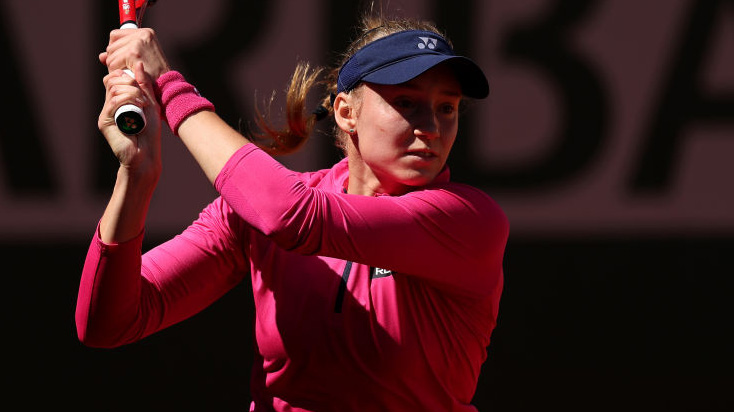 Elena Rybakina steht in Roland Garros in Runde drei