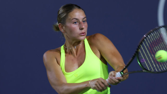 WTA Peking Kostyuk schockt Jabeur, Sabalenka muss kämpfen ·
