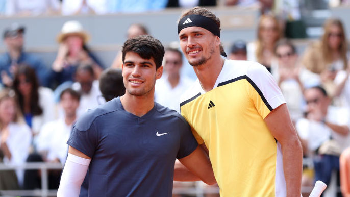 Carlos Alcaraz und Alexander Zverev in Roland-Garros 2024 Carlos Alcaraz und Alexander Zverev in Roland-Garros 2024