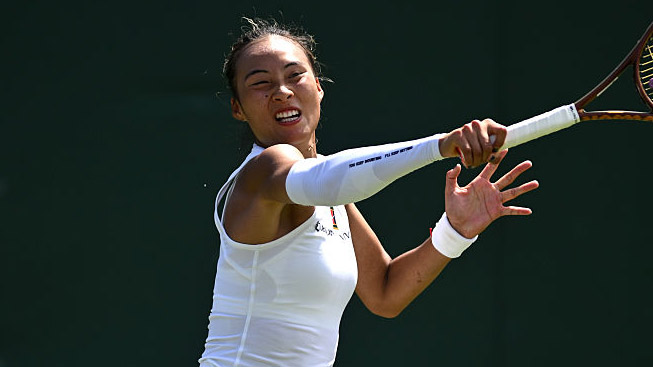 Der Strumpf über dem Ellbogen war für Qinwen Zheng nicht ausreichend heilsam Der Strumpf über dem Ellbogen war für Qinwen Zheng nicht ausreichend heilsam