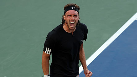 Stefanos Tsitsipas durfte sich endlich mal wieder so richtig freuen Stefanos Tsitsipas durfte sich endlich mal wieder so richtig freuen