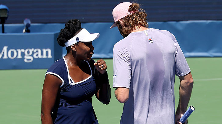 Venus Williams und Reilly Opelka bei ihrem gemeinsamen Mixed-Doppel