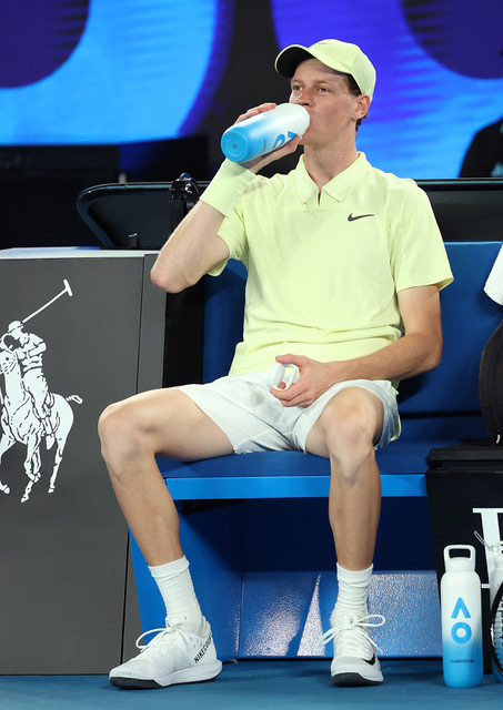 Jannik Sinner kommt als Titelveretidiger zu den Australian Open 2026 Jannik Sinner kommt als Titelveretidiger zu den Australian Open 2026
