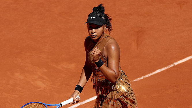 Naomi Osaka durfte am Dienstag in Roland-Garros auch jubeln Naomi Osaka durfte am Dienstag in Roland-Garros auch jubeln