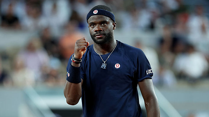 Frances Tiafoe hat einen Thriller gegen "FAA" gewonnen Frances Tiafoe hat einen Thriller gegen "FAA" gewonnen